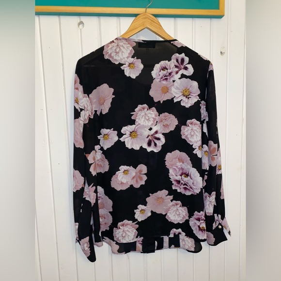 Karl Lagerfeld Pearl Floral Pleat Blouse XL - Picture 6 of 11